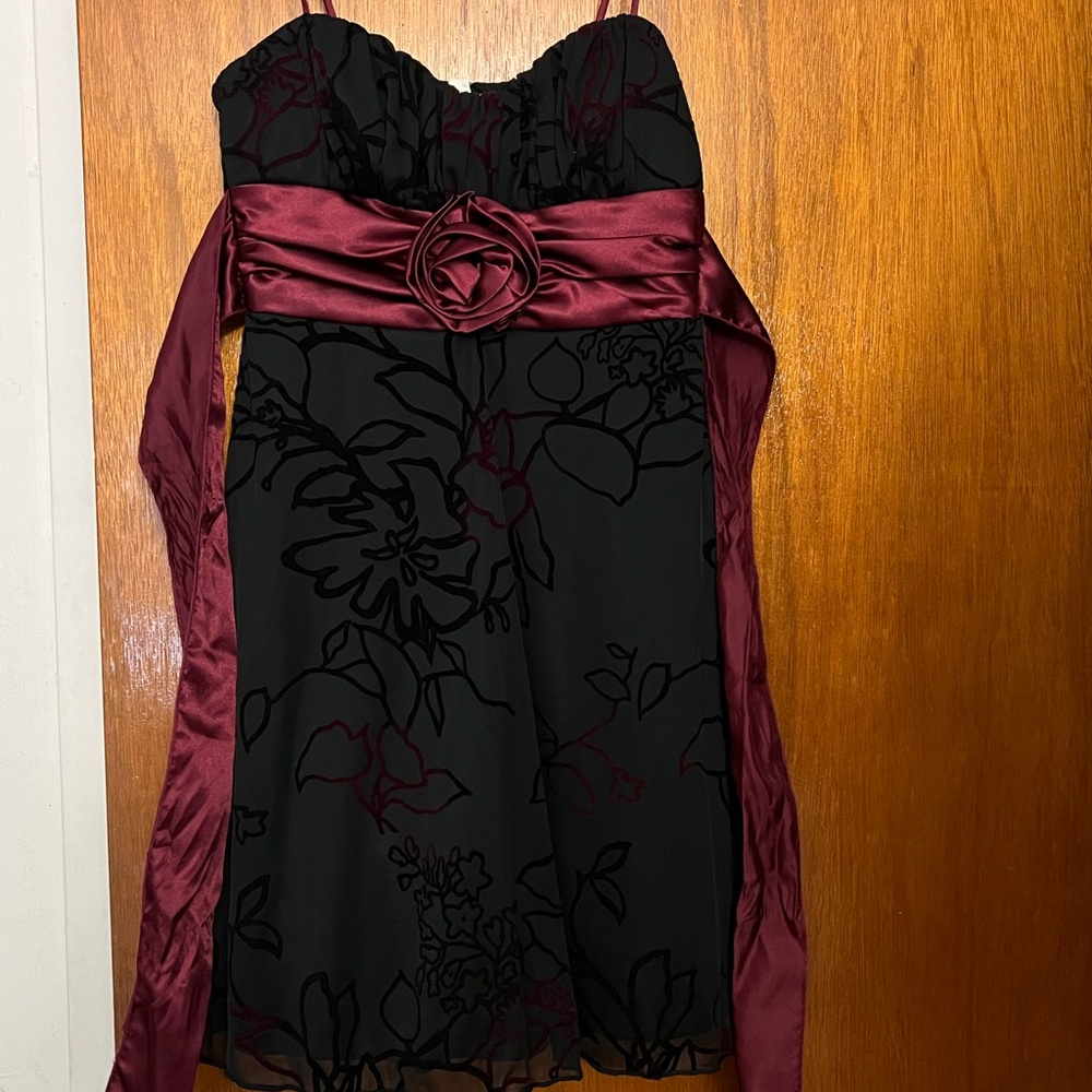 Speechless Black and Burgundy Floral Midi Dress NEW